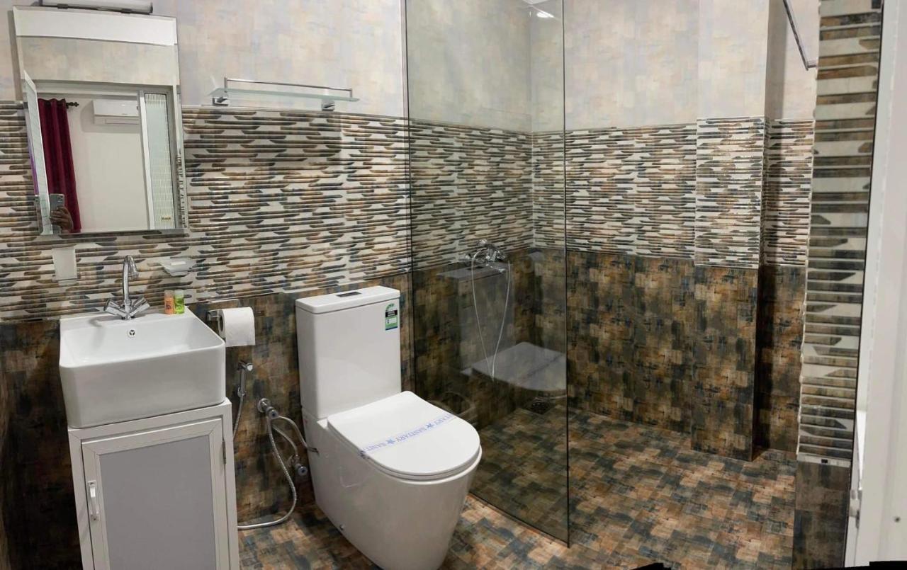 Funwhales Rest House Негомбо Екстер'єр фото